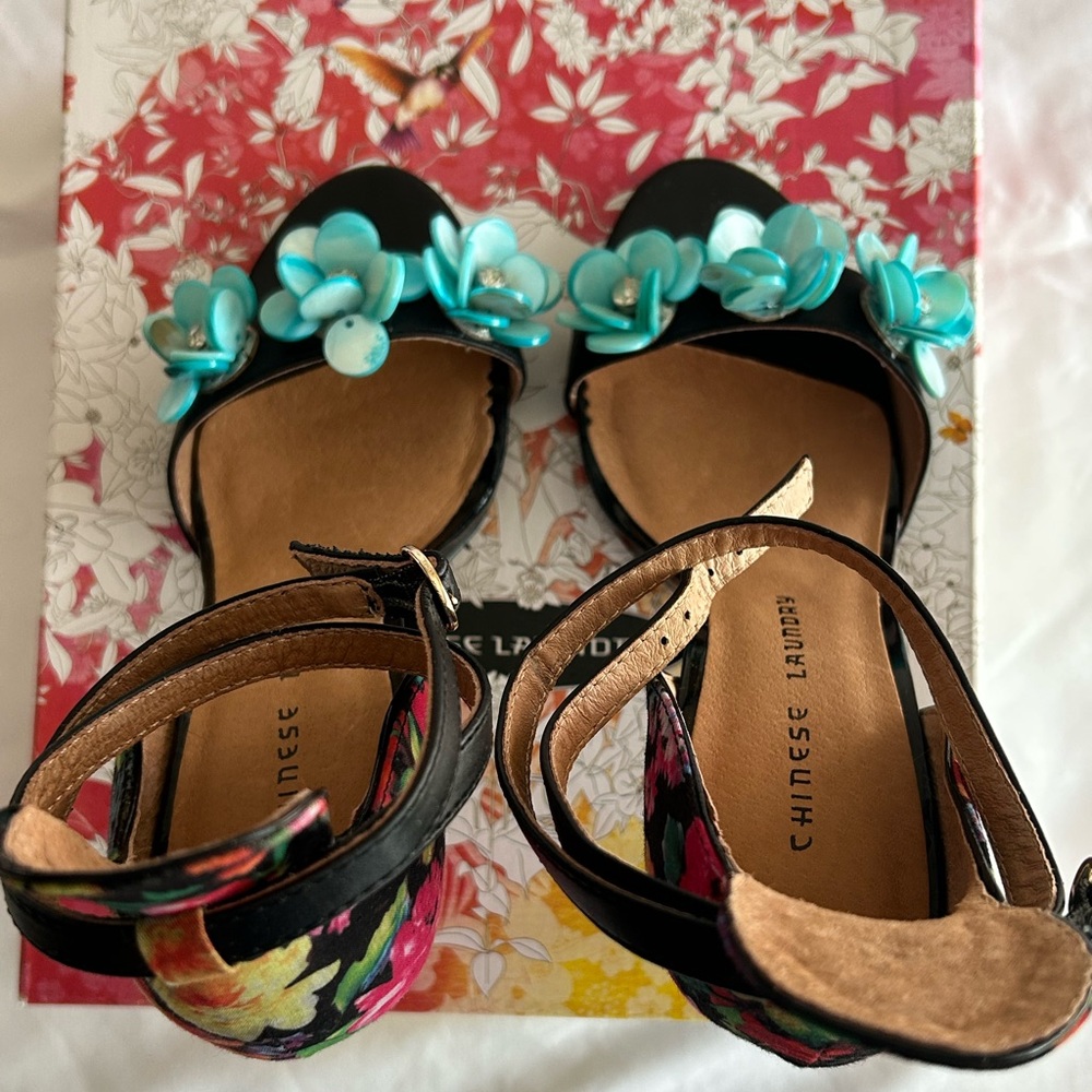 Chinese Laundry bright floral stiletto sandal size 8 1/2 M - Picture 4 of 9